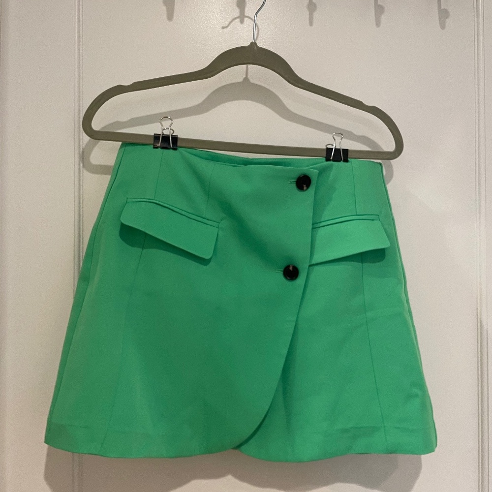 Vero Moda Cait Flap pocket mini skirt